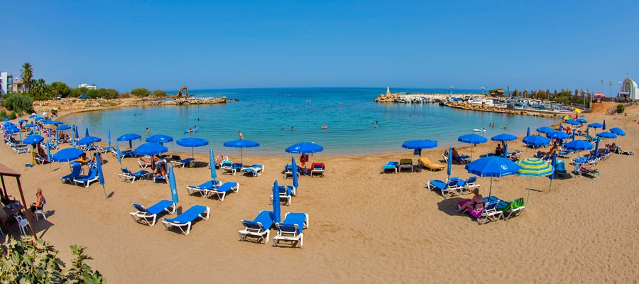 Agia Triada Beach